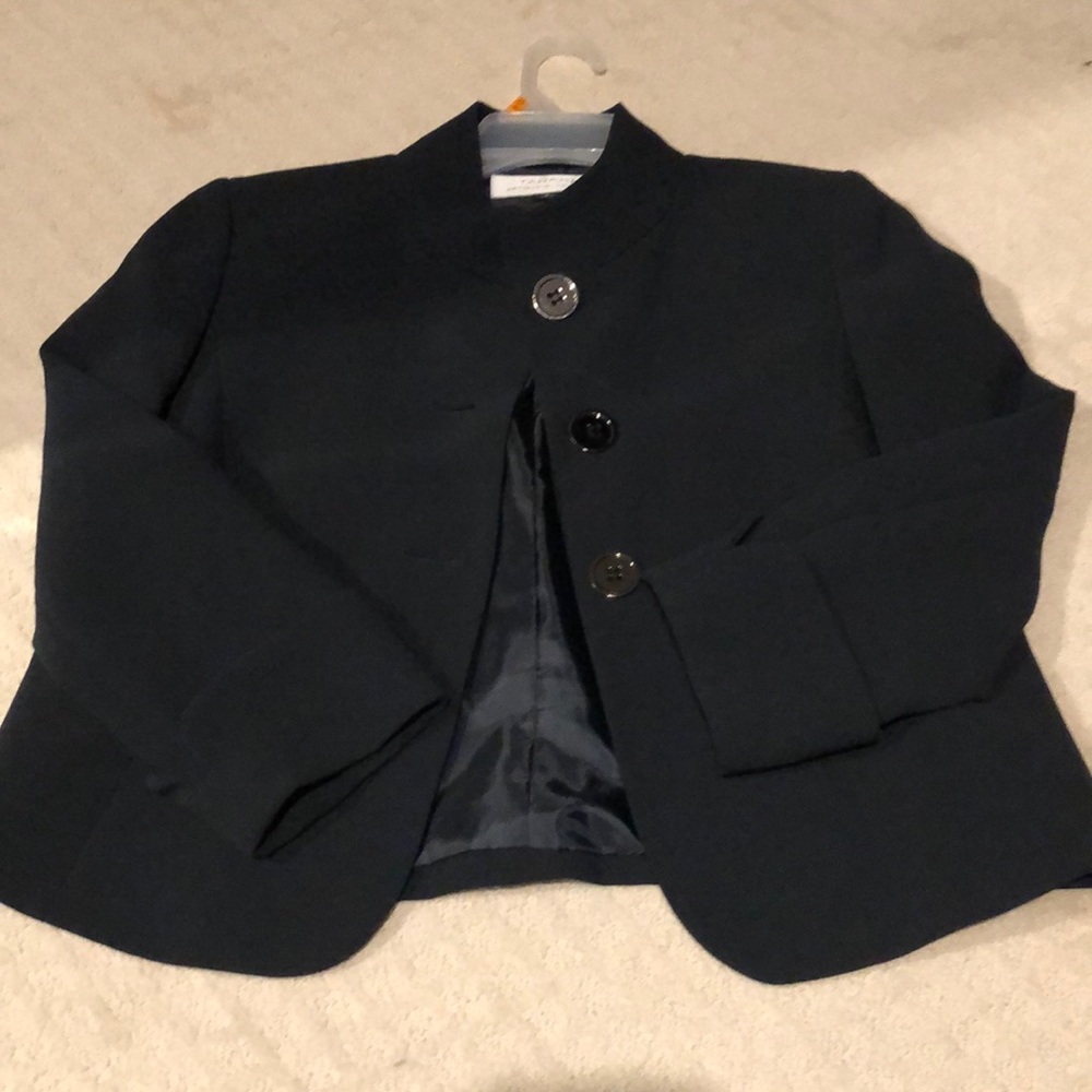 Tahari short jacket